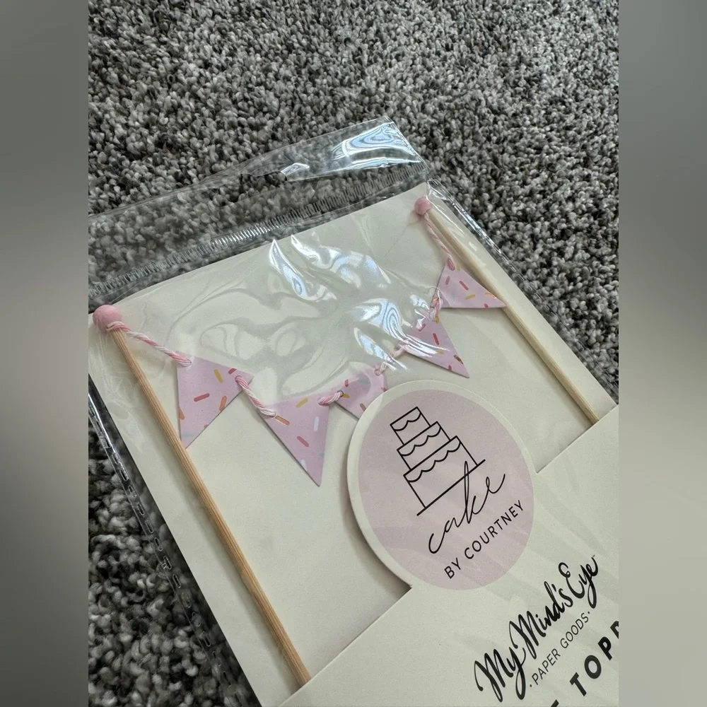 My Mind's Eye Sprinkle Mini Pendant Cake Topper